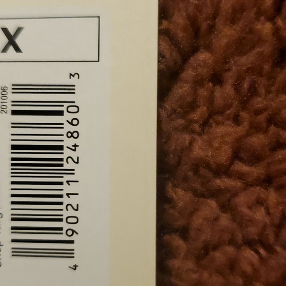 A.New DAY Sherpa like pullover top brown/mauve a size X new with tags. - Picture 4 of 5